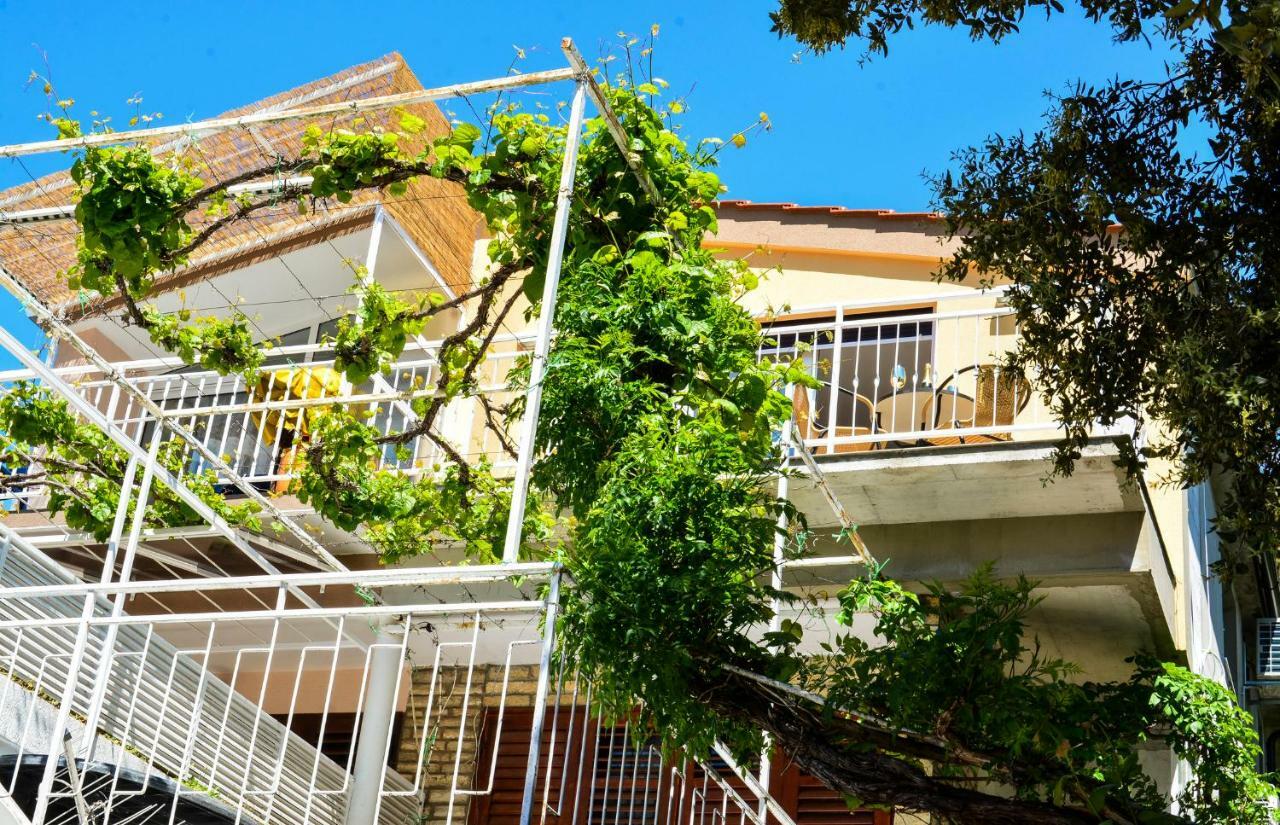 No Stress Apartment Grebastica Exterior photo