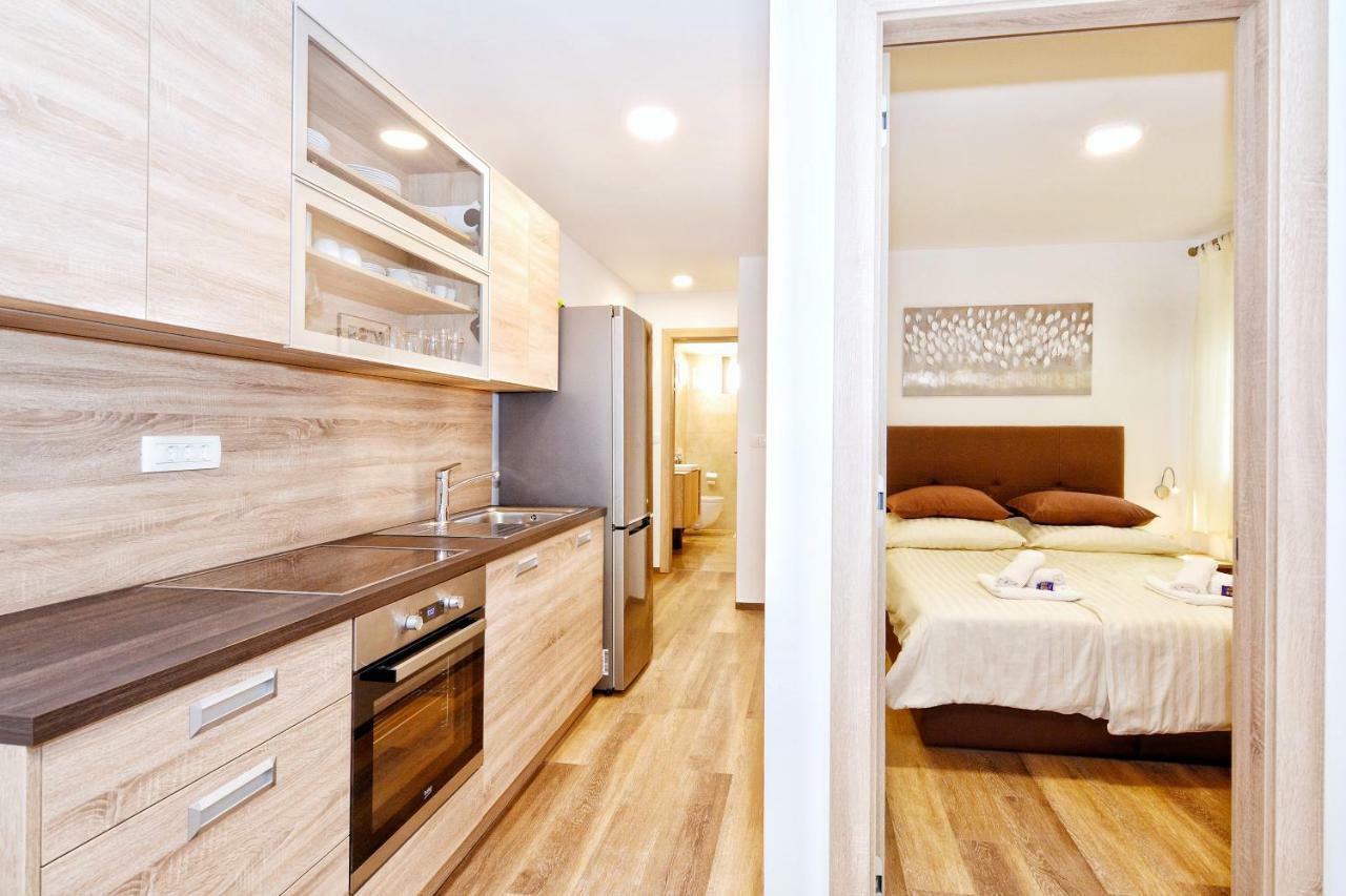 No Stress Apartment Grebastica Exterior photo