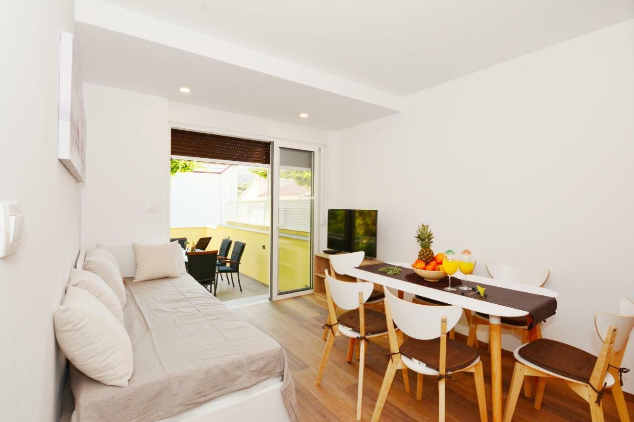 No Stress Apartment Grebastica Exterior photo